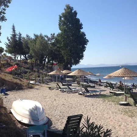 Family House - Pool And Beach Kaziklibucak